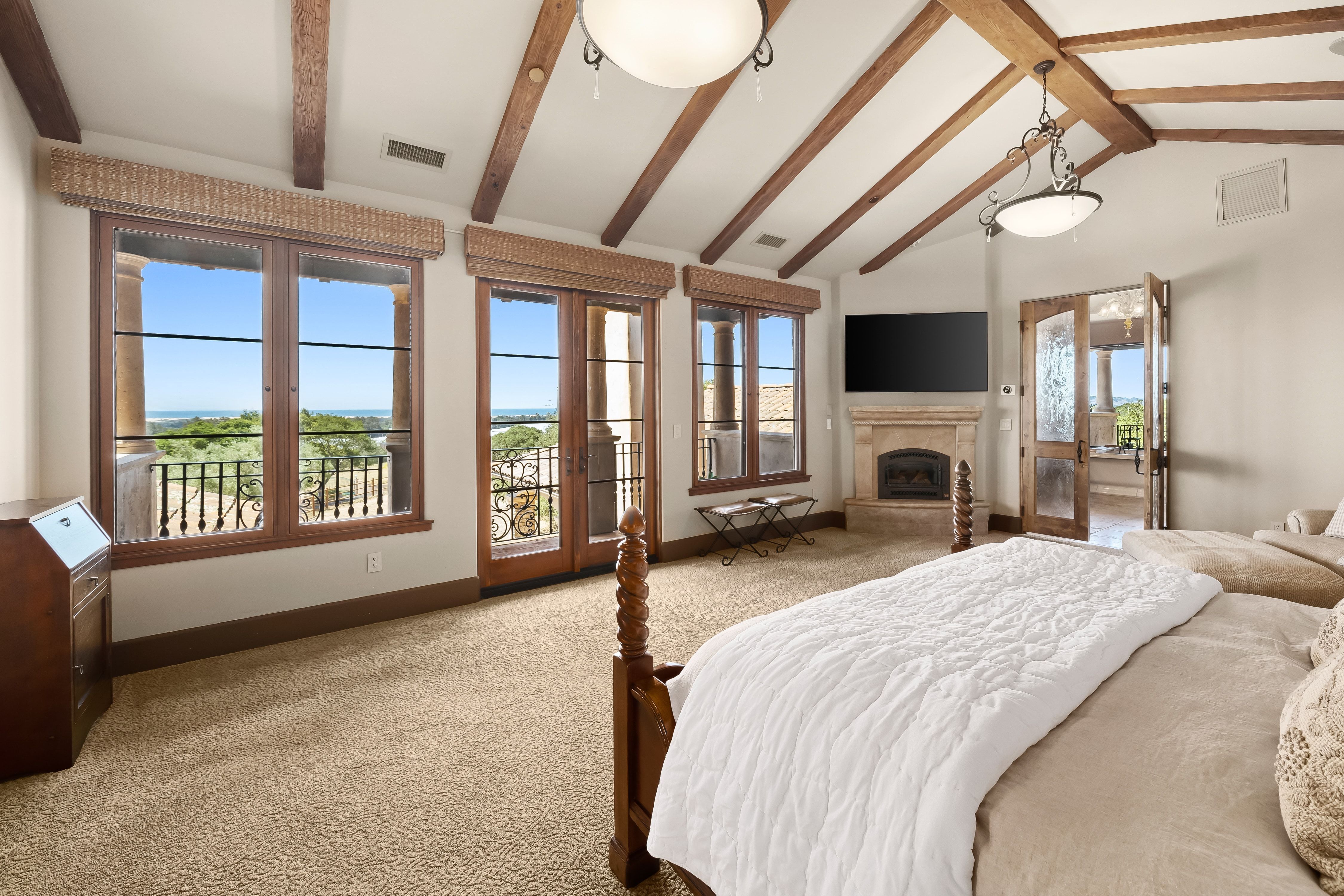  Tuscan Coastal Estate with Panoramic Ocean Views - 物件實景