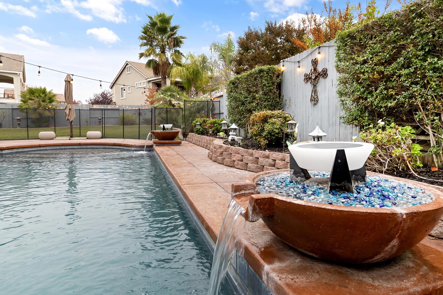 Elk Grove, California, 95757, United States, 5 Bedrooms Bedrooms, ,5 BathroomsBathrooms,Residential,For Sale,2001811