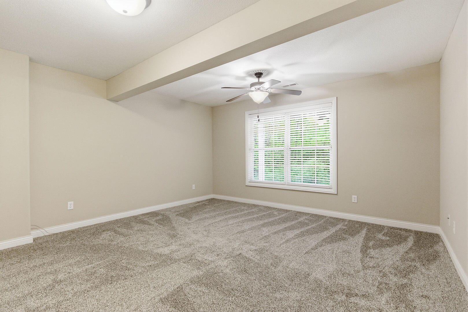 COLUMBIA, Missouri, 65203, United States, 5 Bedrooms Bedrooms, ,3 BathroomsBathrooms,Residential,For Sale,2023724