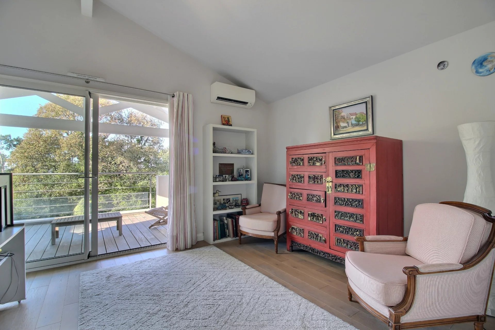 Arcachon, New Aquitaine, 33120, FR, 4 Bedrooms Bedrooms, ,Residential,For Sale,1672062