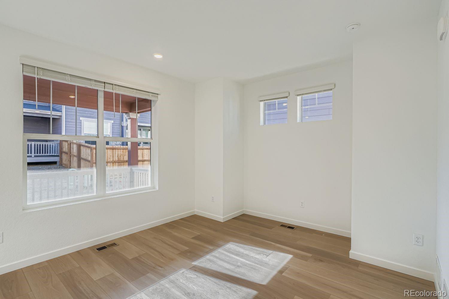 Thornton, Colorado, 80602, United States, 3 Bedrooms Bedrooms, ,2 BathroomsBathrooms,Residential,For Sale,1987900