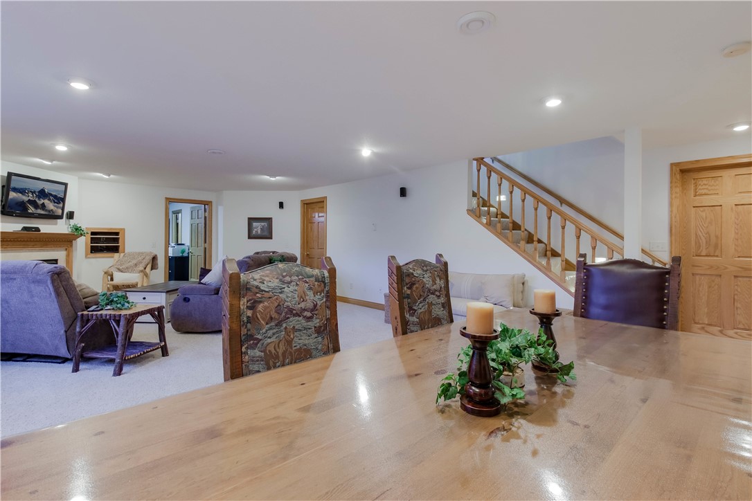 Chippewa Falls, Wisconsin, 54729, United States, 3 Bedrooms Bedrooms, ,4 BathroomsBathrooms,Residential,For Sale,1994232