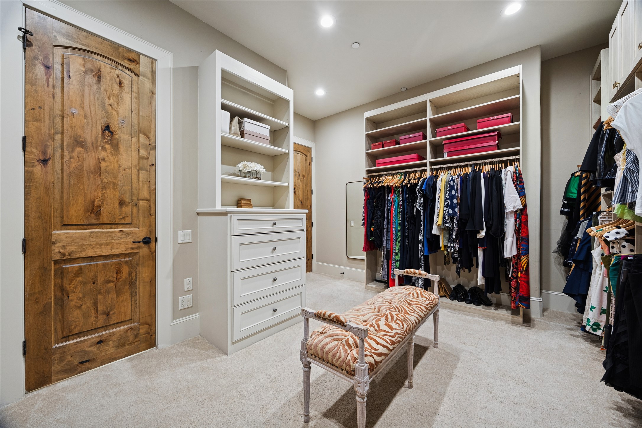  5207 Calle Montilla Place - 物件實景