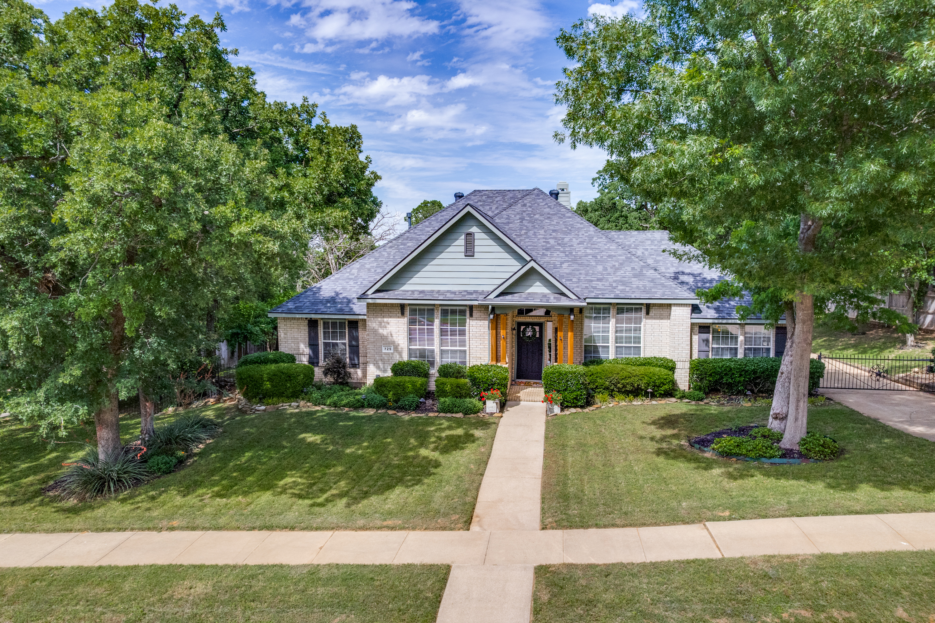  729 Big Horn Trail, Crowley, TX, 76036 - 物件實景