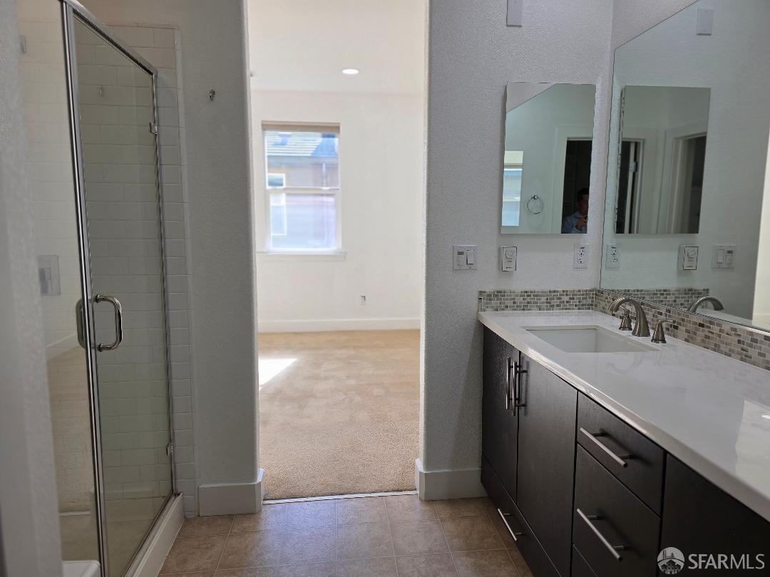 San Jose, California, 95132, United States, 3 Bedrooms Bedrooms, ,2 BathroomsBathrooms,Residential,For Sale,1985710