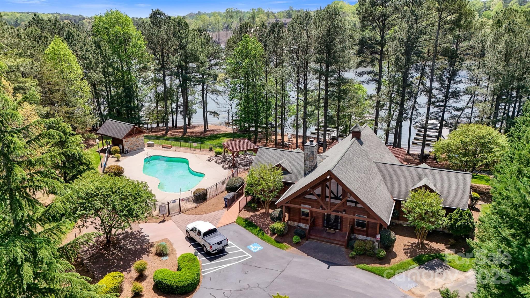 Granite Falls, North Carolina, 28630, United States, 3 Bedrooms Bedrooms, ,3 BathroomsBathrooms,Residential,For Sale,1794602
