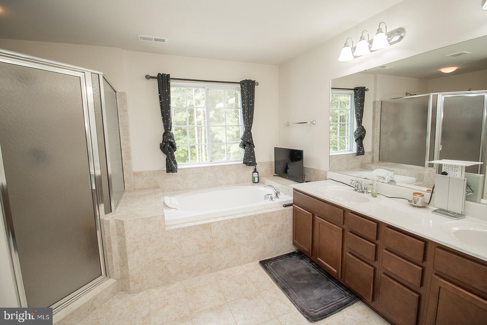 California, Maryland, 20619, United States, 5 Bedrooms Bedrooms, ,3 BathroomsBathrooms,Residential,For Sale,1942574