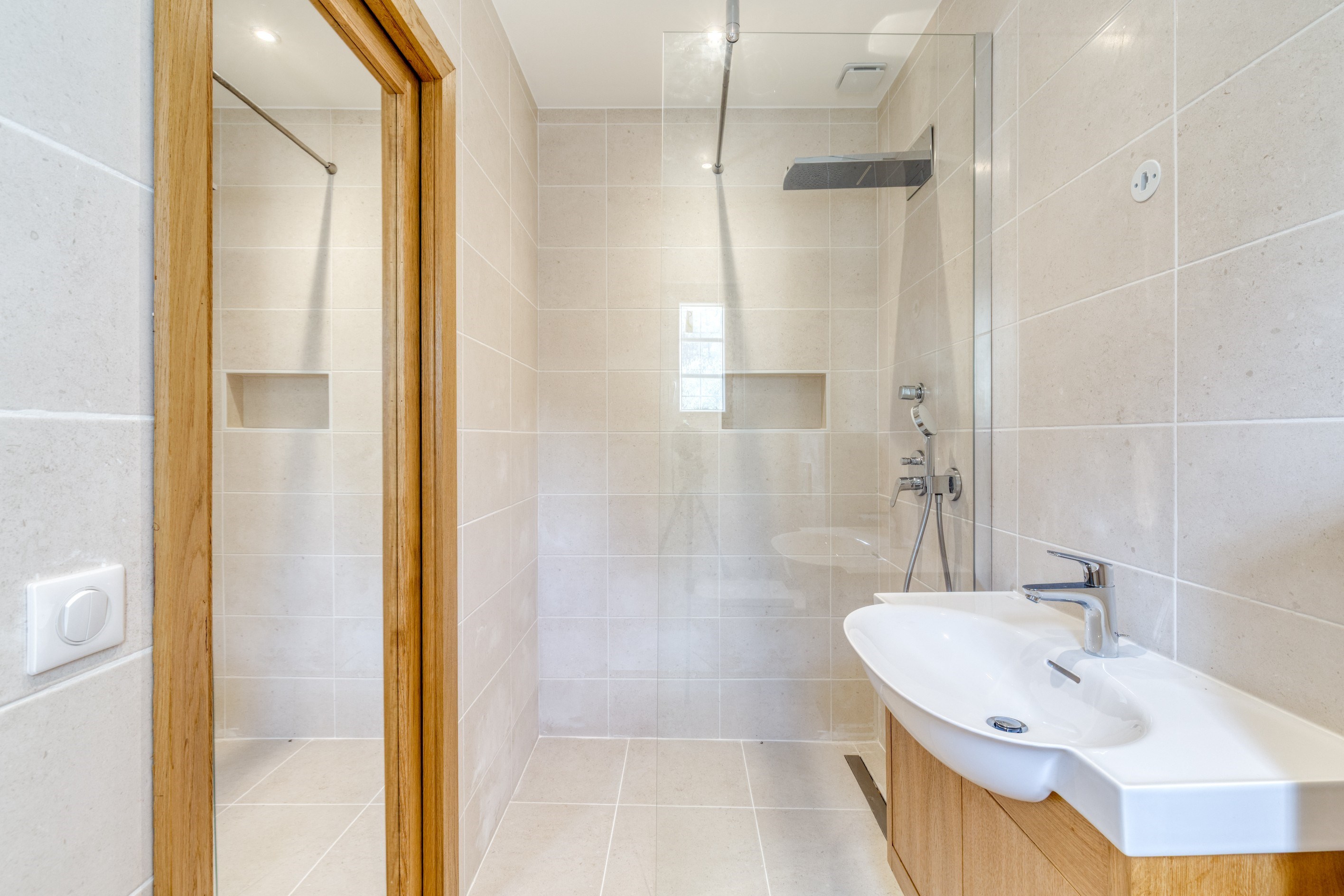  Outstanding Contemporary Villa in the Heart of Olive Trees - 物件實景