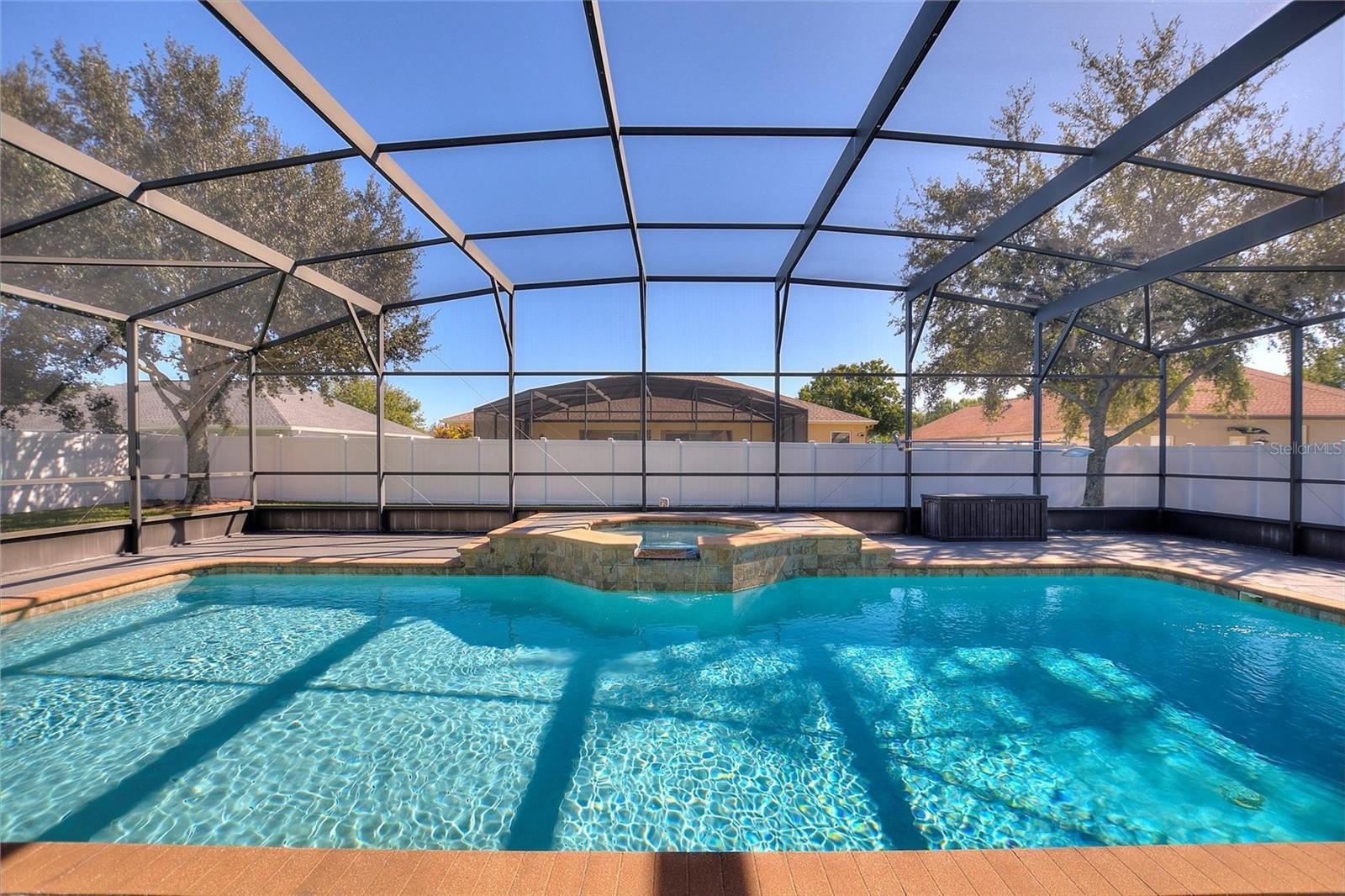 AUBURNDALE, Florida, 33823, United States, 5 Bedrooms Bedrooms, ,5 BathroomsBathrooms,Residential,For Sale,1986097