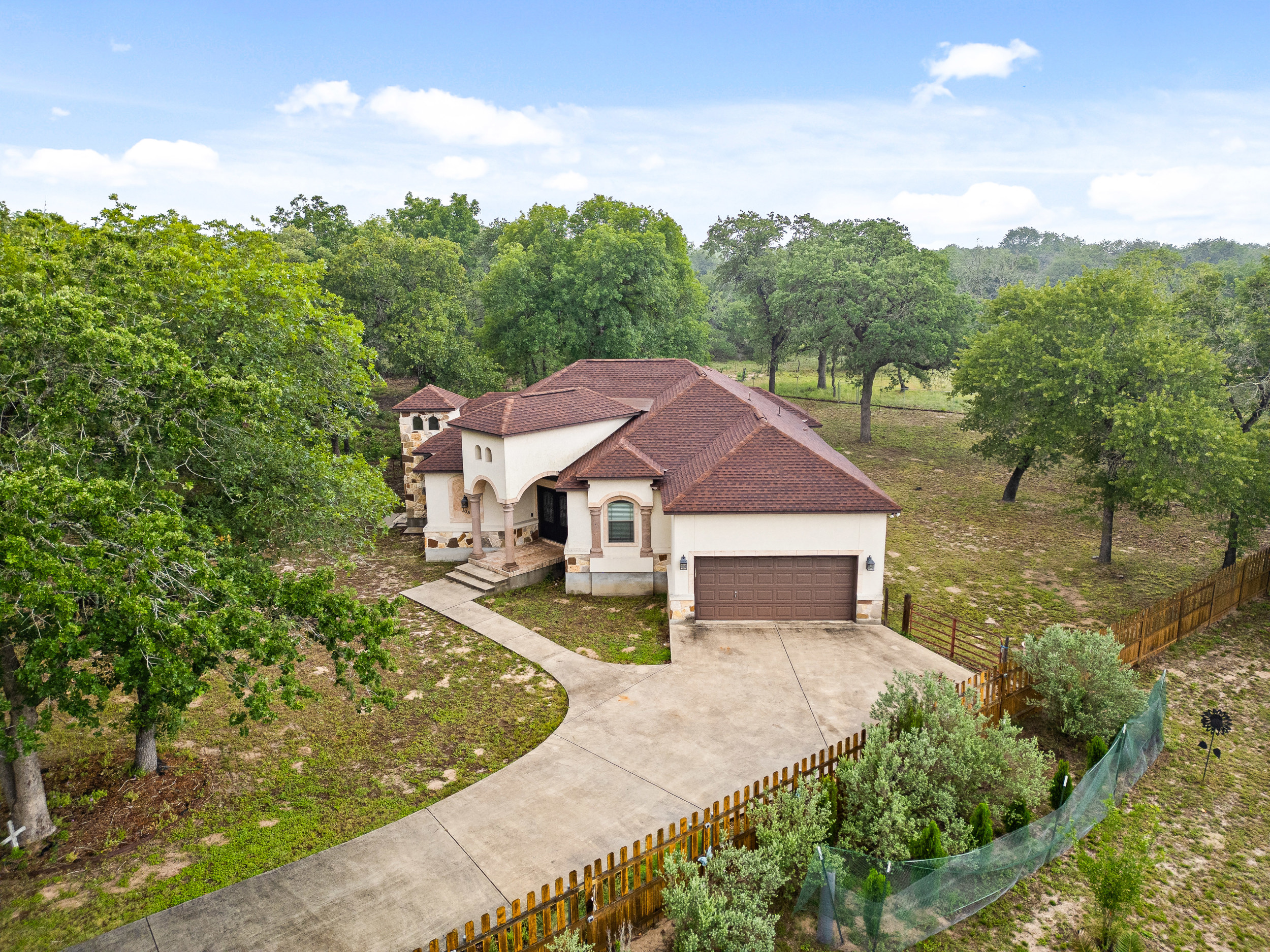 La Vernia, Texas, 78121, United States, 3 Bedrooms Bedrooms, ,Residential,For Sale,1943092