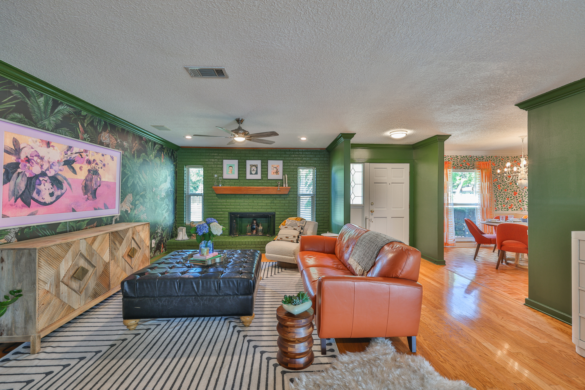 Tampa, Florida, 33613, United States, 3 Bedrooms Bedrooms, ,2 BathroomsBathrooms,Residential,For Sale,1981036