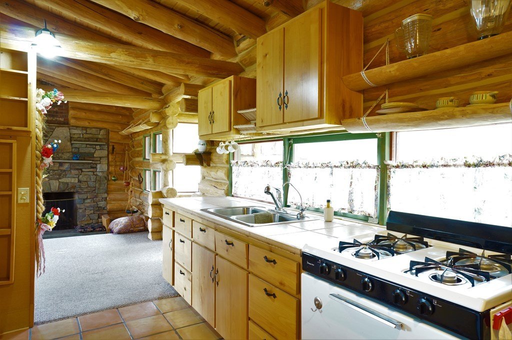 New Meadows, Idaho, 83654, United States, 1 Bedroom Bedrooms, ,1 BathroomBathrooms,Residential,For Sale,1974065