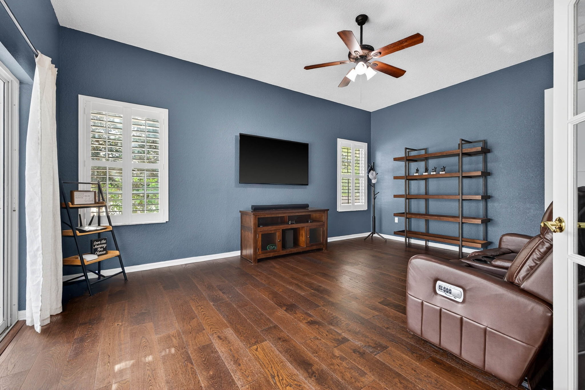 Lutz, Florida, 33549, United States, 4 Bedrooms Bedrooms, ,3 BathroomsBathrooms,Residential,For Sale,2010768