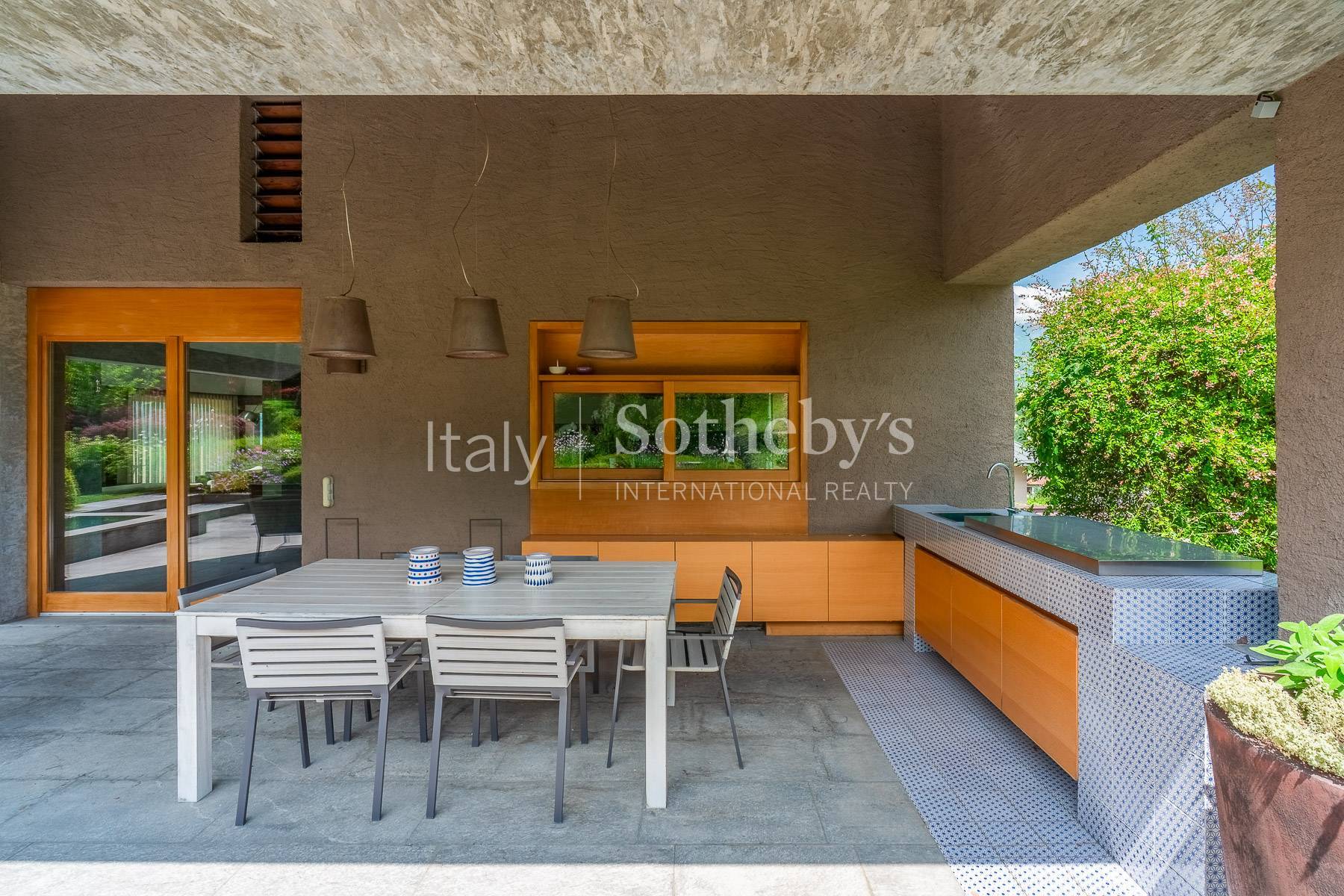  Prestigious villa with lake view and private park - 物件實景