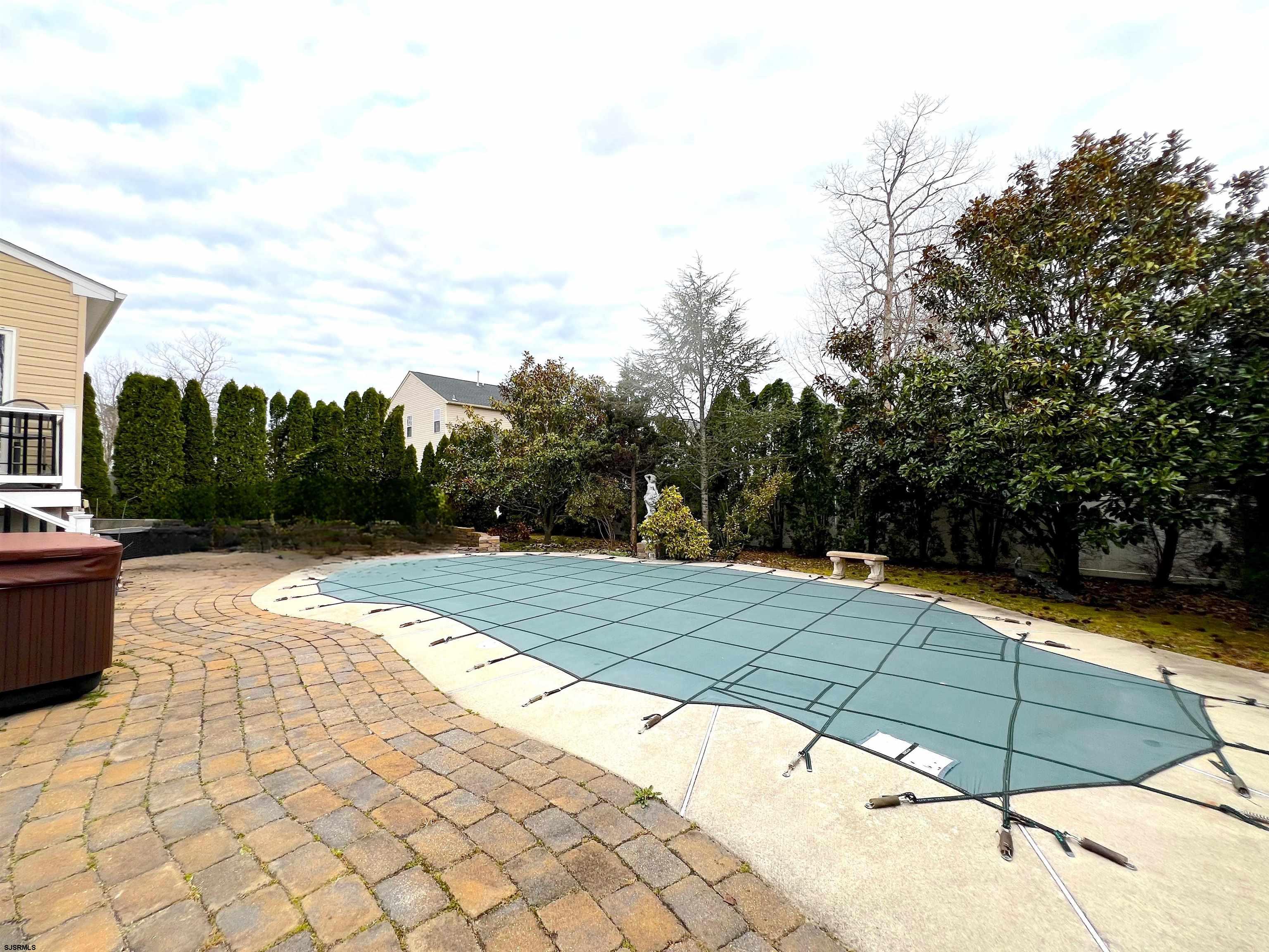 Mays Landing, New Jersey, 08330, United States, 4 Bedrooms Bedrooms, ,3 BathroomsBathrooms,Residential,For Sale,2040411