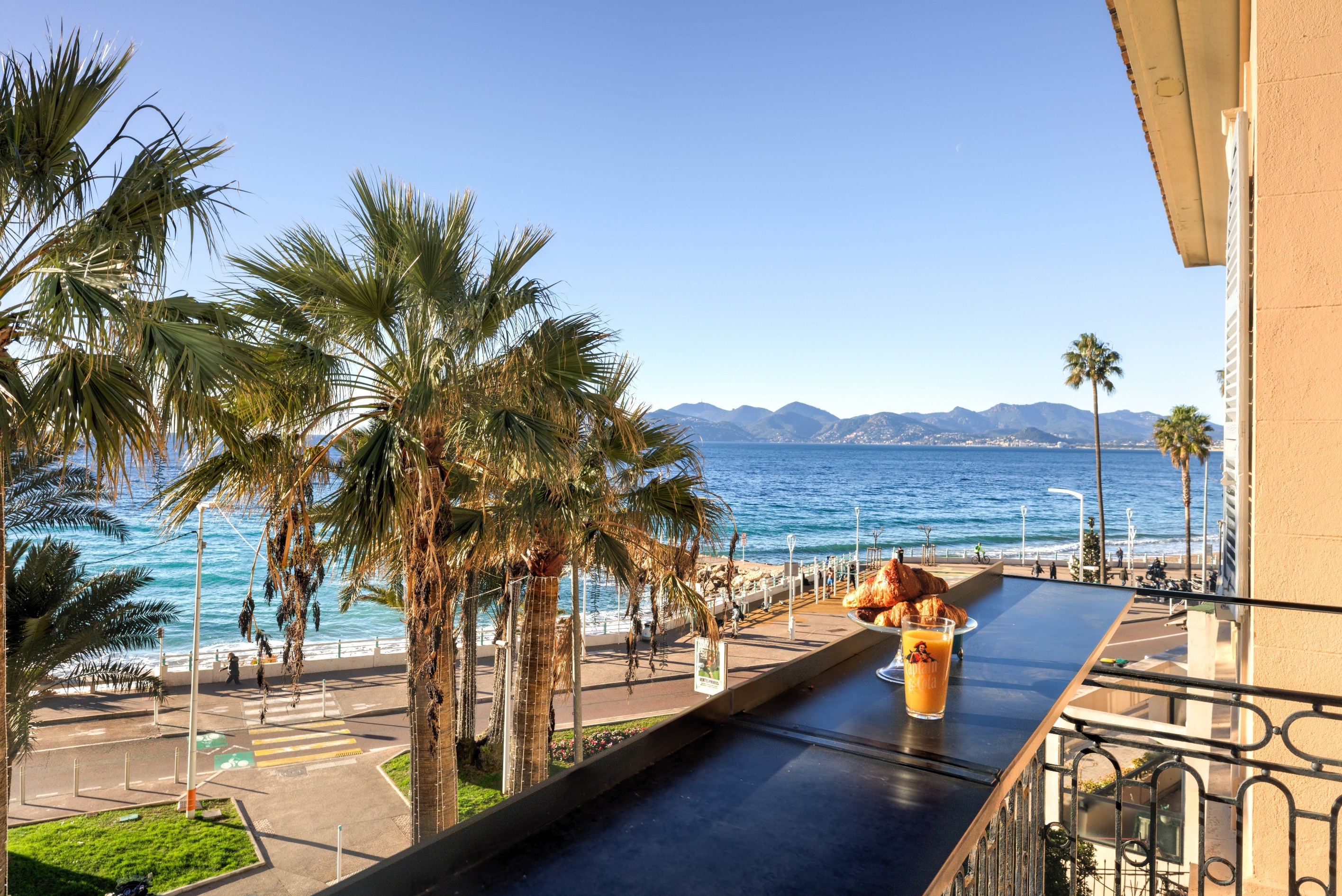  Cannes, seafront and old port, 5-room top floor apartment - 物件實景