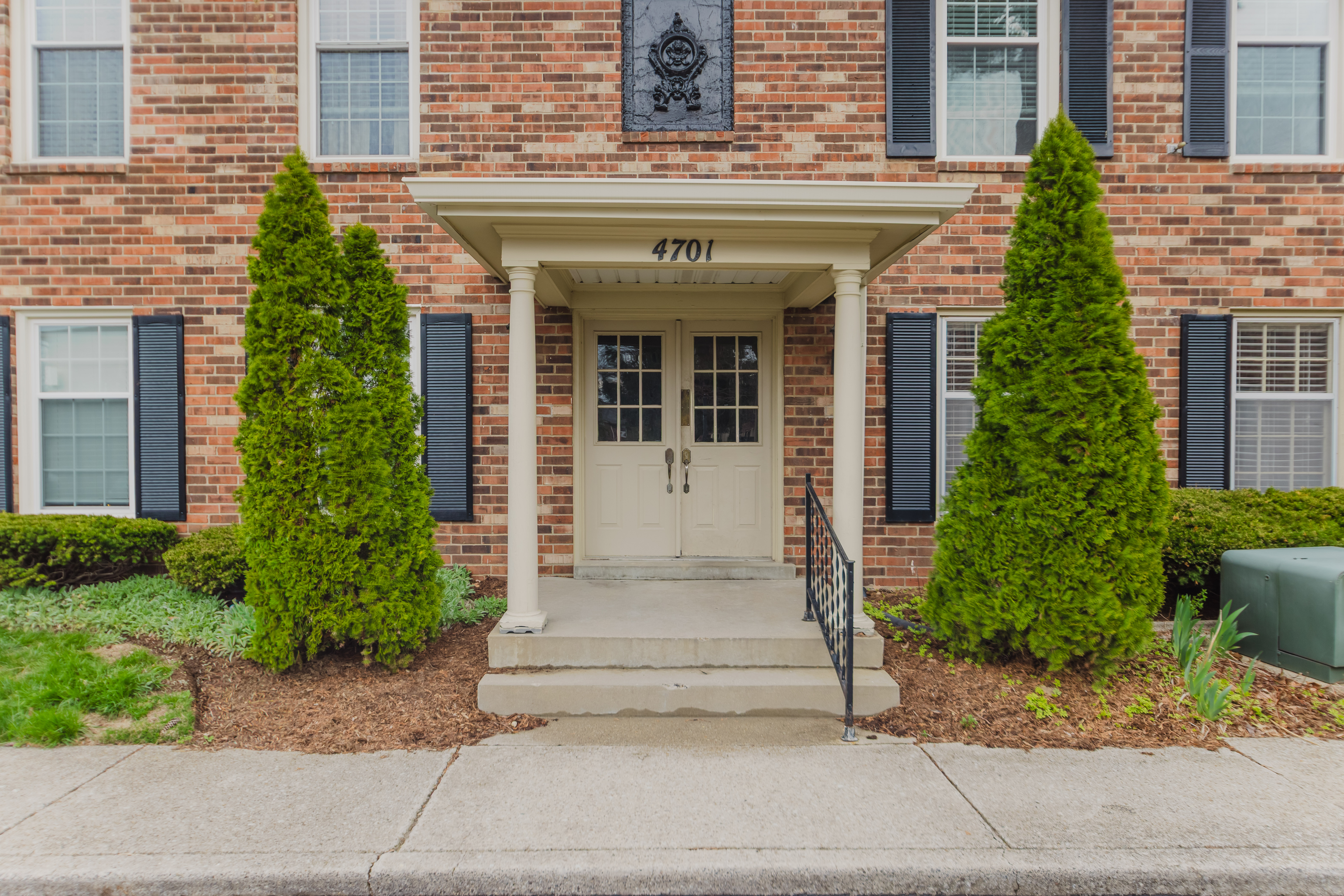  4701 Salisbury Square, Louisville, KY 40207 - 物件實景