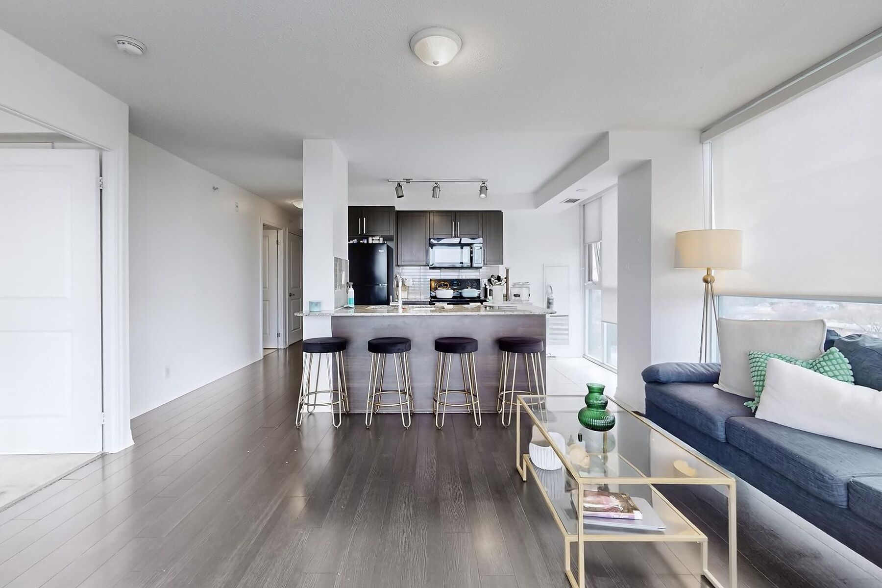  Modern Condo Living - 物件實景