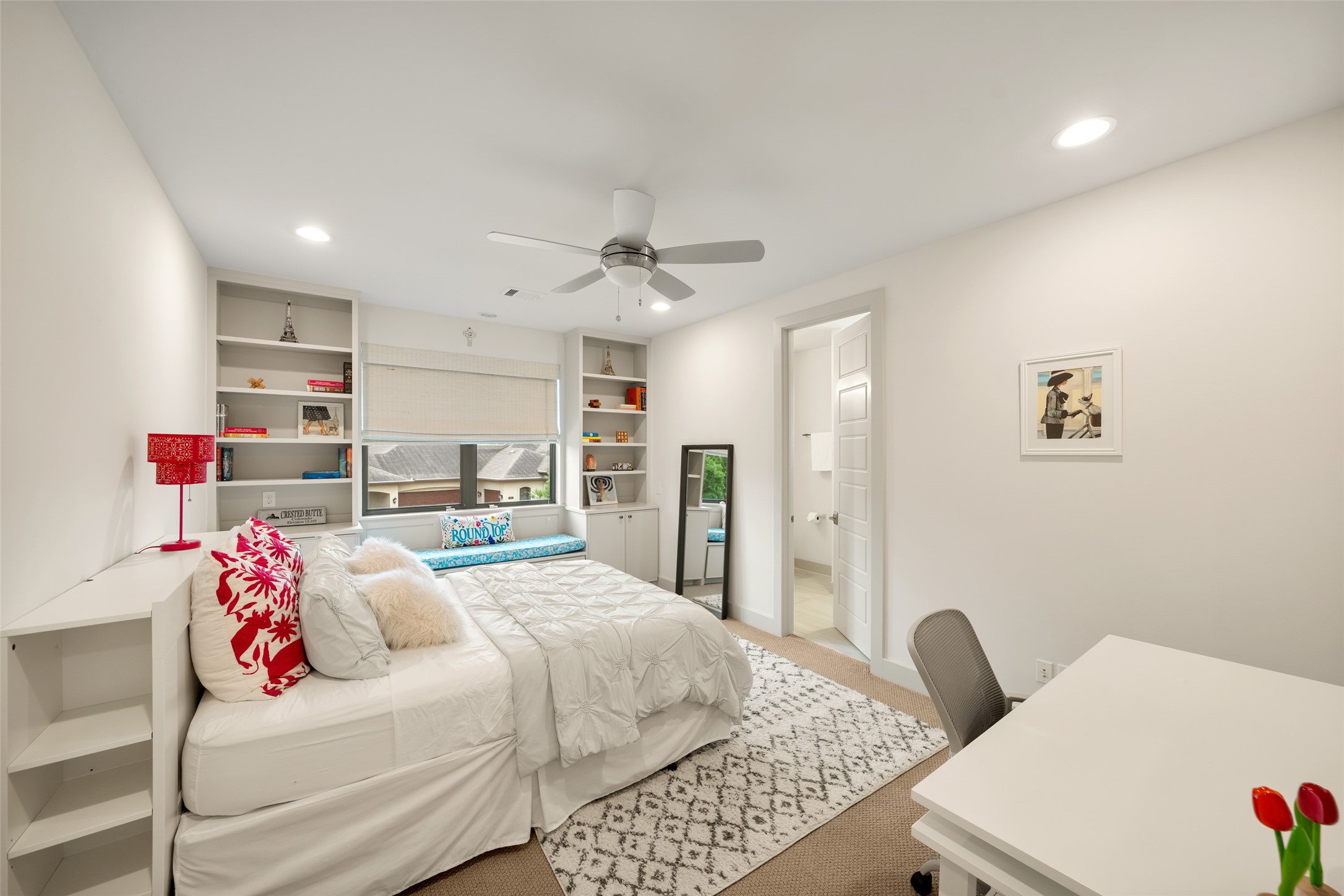  24902 Delaney Knoll - 物件實景