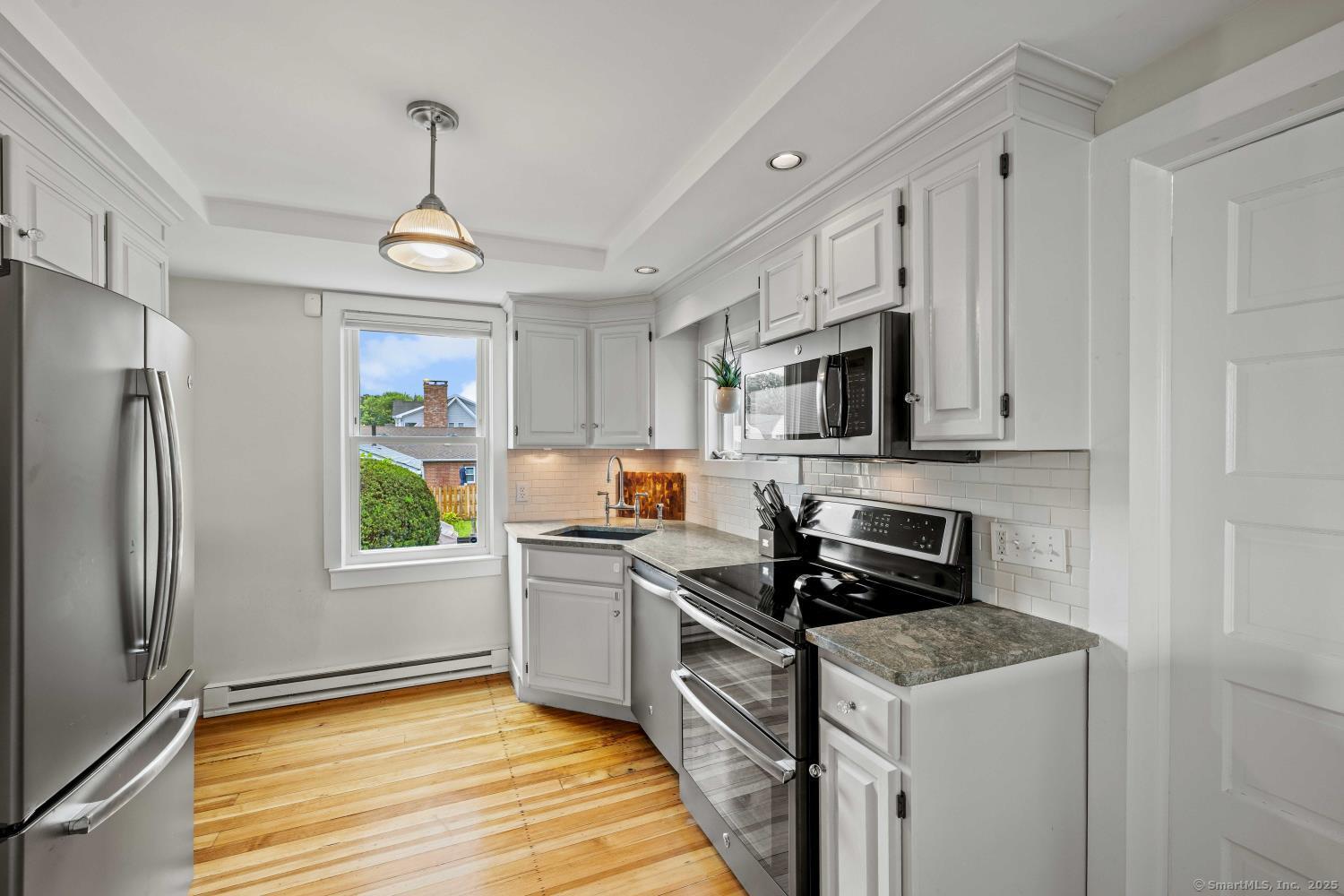 Old Saybrook, Connecticut, 06475, United States, 4 Bedrooms Bedrooms, ,2 BathroomsBathrooms,Residential,For Sale,1895495
