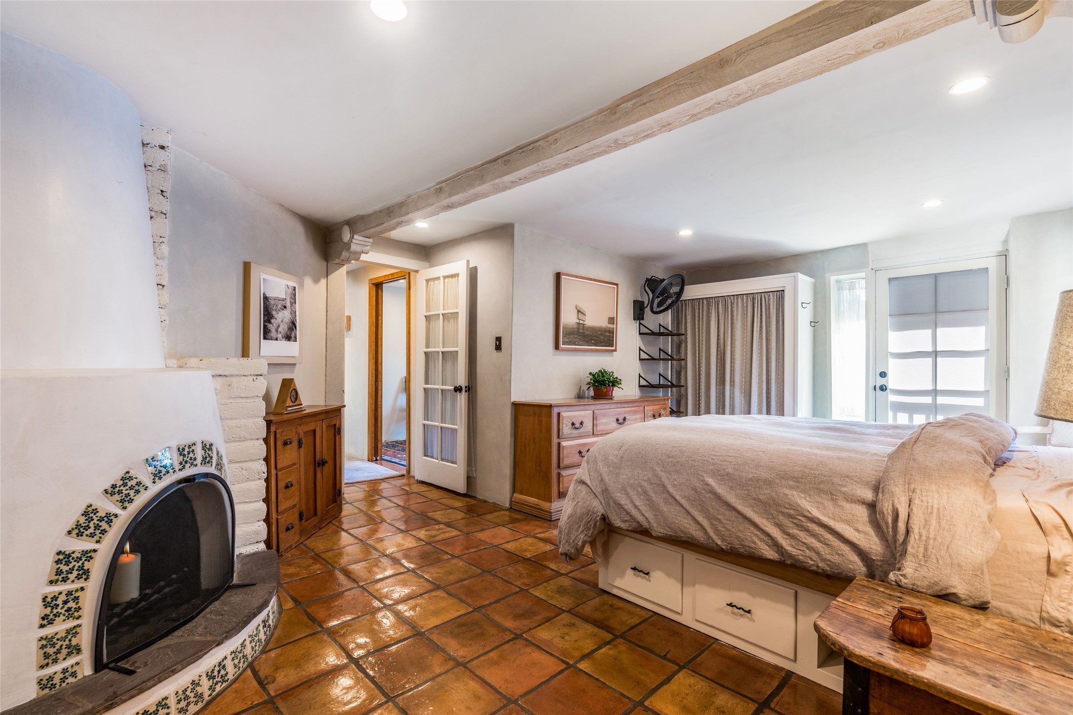  1402 Bishops Lodge Road #A - 物件實景