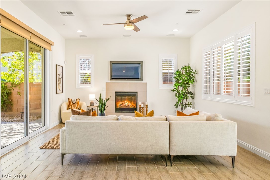 Henderson, Nevada, 89044, United States, 4 Bedrooms Bedrooms, ,3 BathroomsBathrooms,Residential,For Sale,1767972