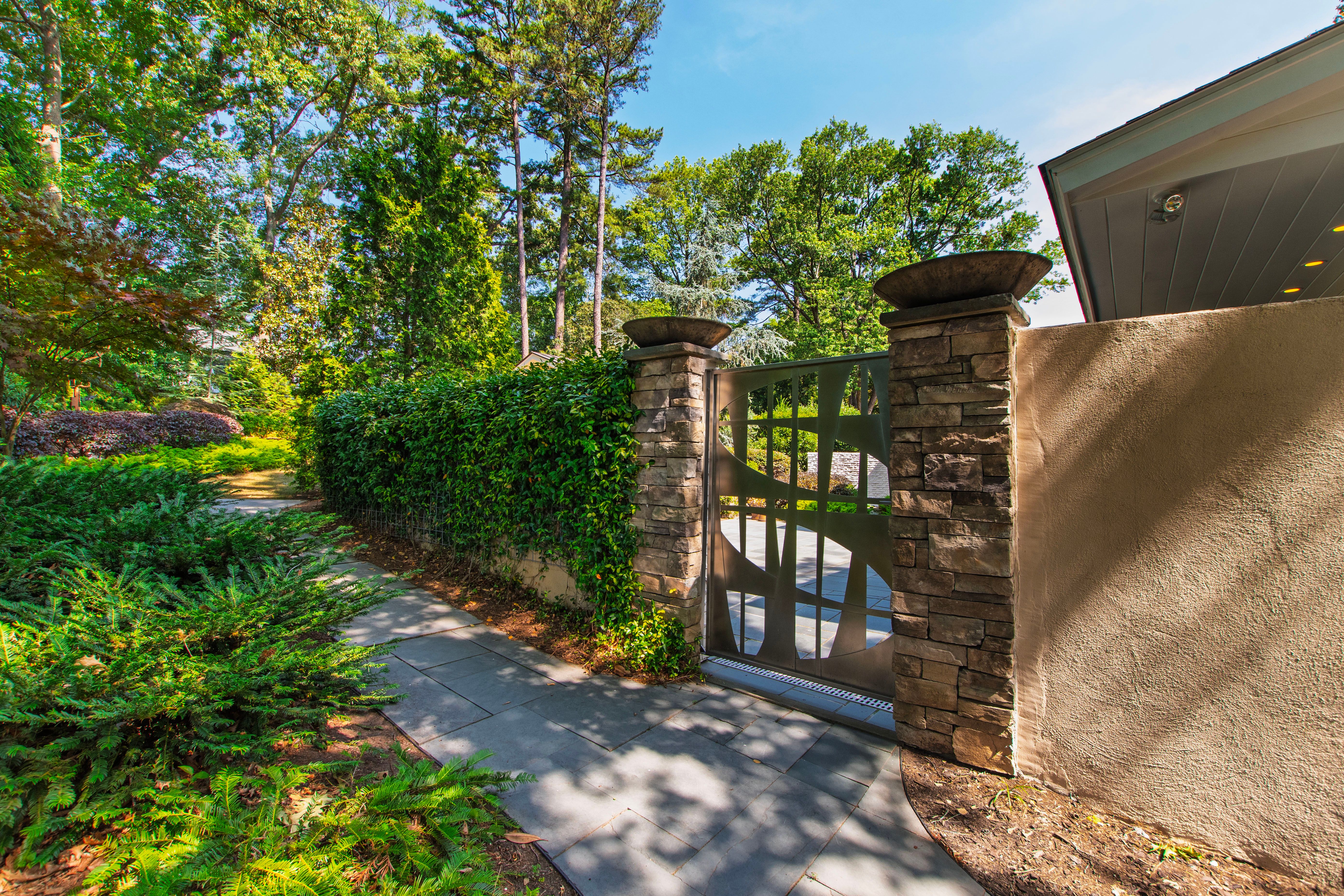  2751 Toxey Drive, Raleigh, NC, 27609 - 物件實景