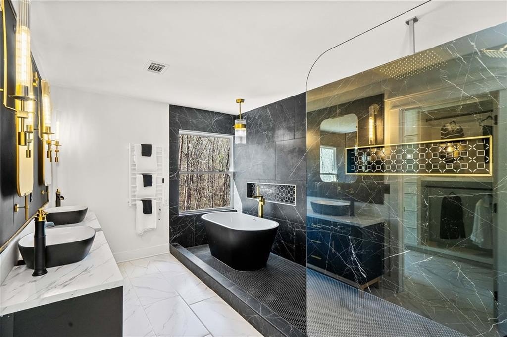 Jasper, Georgia, 30143, United States, 4 Bedrooms Bedrooms, ,4 BathroomsBathrooms,Residential,For Sale,1975292