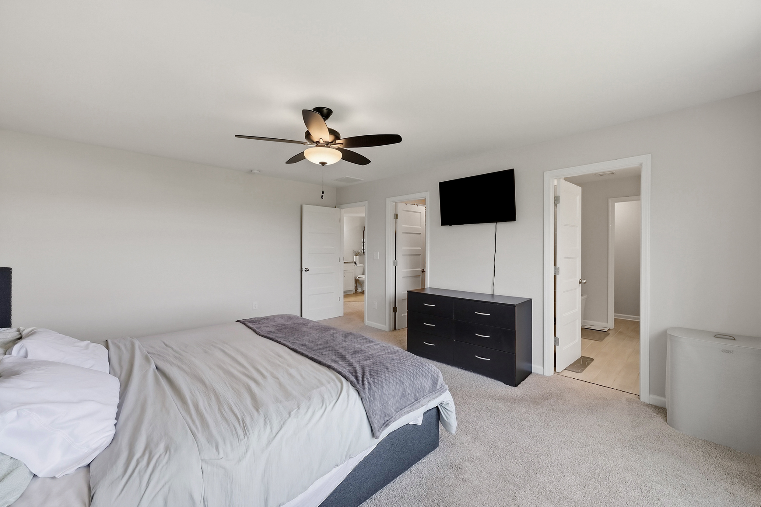  141 Meadowcrest Drive - 物件實景