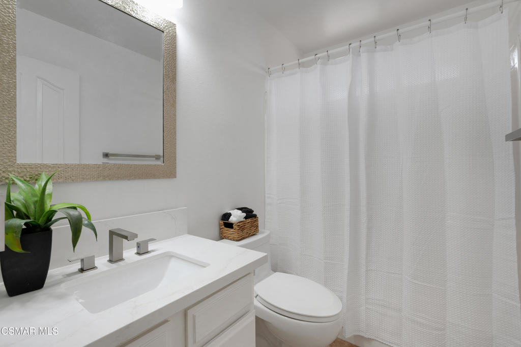 Agoura Hills, California, 91301, United States, 3 Bedrooms Bedrooms, ,3 BathroomsBathrooms,Residential,For Sale,1989584