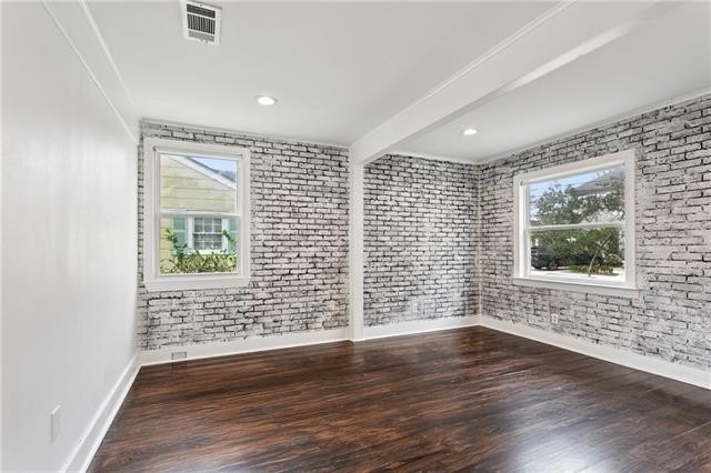 Metairie, Louisiana, 70005, United States, 3 Bedrooms Bedrooms, ,3 BathroomsBathrooms,Residential,For Sale,2009757