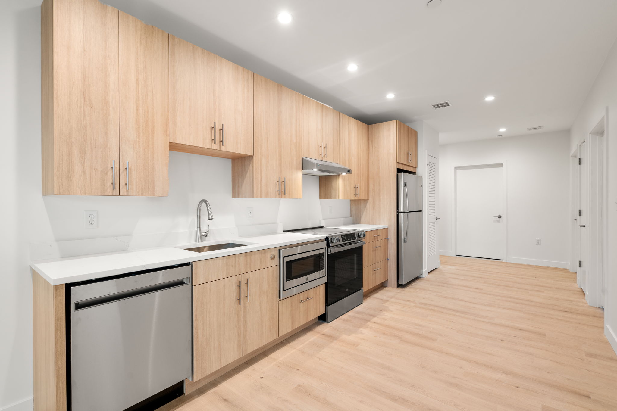  1151 Walnut, Unit 201, Newton, MA, 02461 - 物件實景