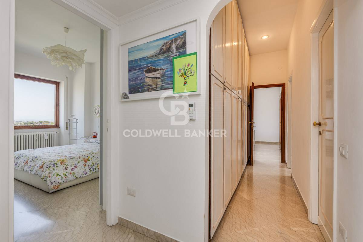 Roma, Roma, 00100, IT, 3 Bedrooms Bedrooms, ,2 BathroomsBathrooms,Residential,For Sale,1806018