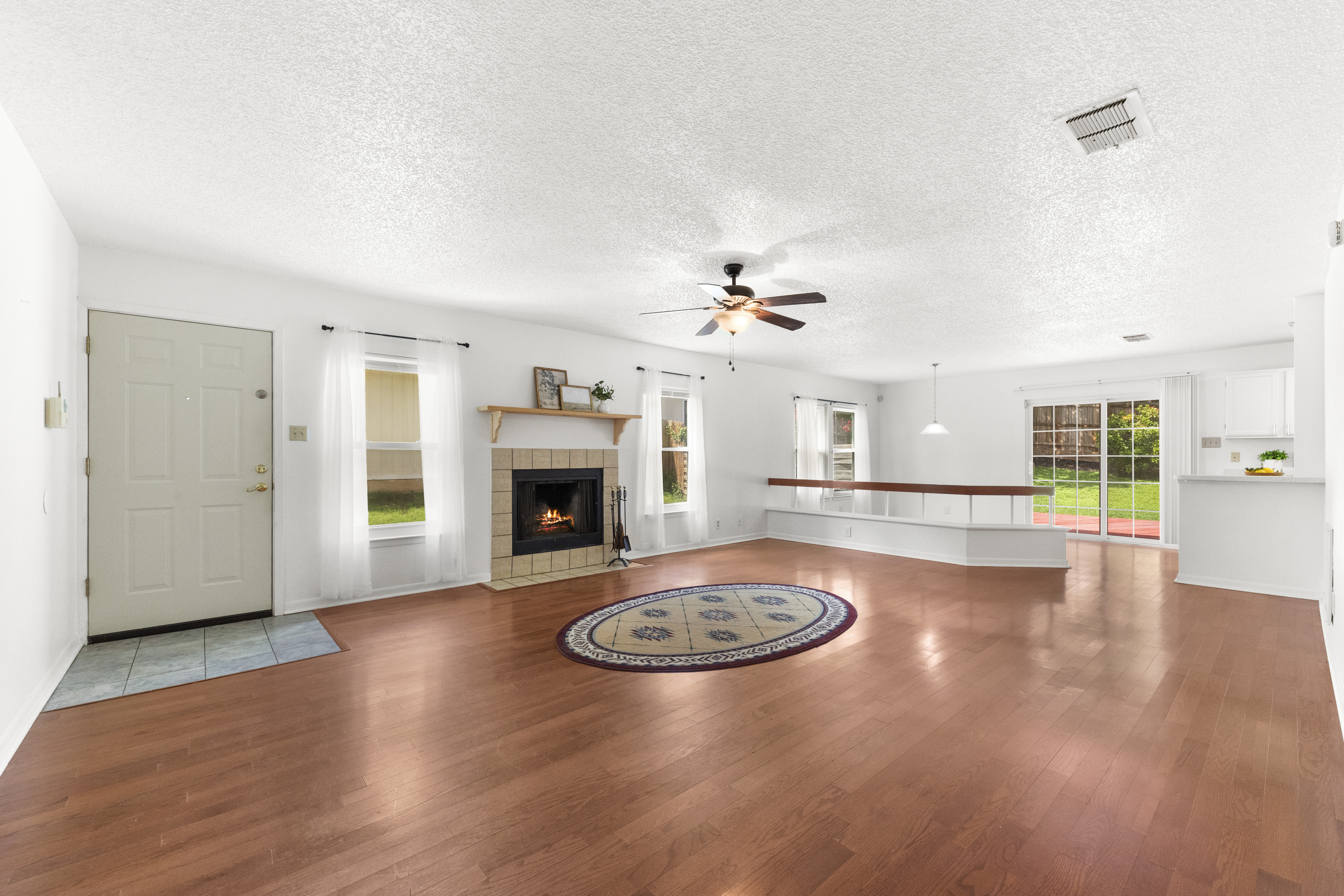  7111 Comanche Ridge Drive, Converse, TX, 78109 - 物件實景