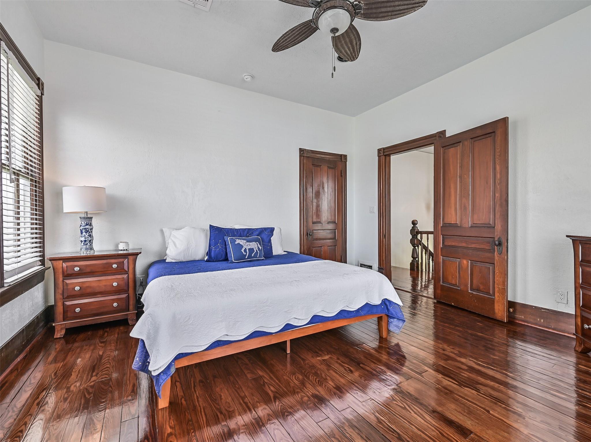 Galveston, Texas, 77550, United States, 4 Bedrooms Bedrooms, ,3 BathroomsBathrooms,Residential,For Sale,1818461