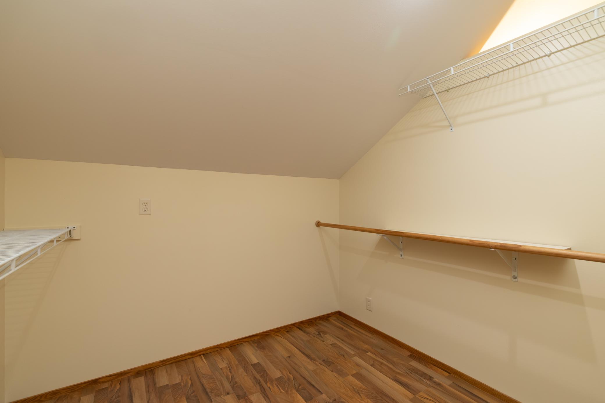 Oak Grove Twp, Wisconsin, 54021, United States, 2 Bedrooms Bedrooms, ,1 BathroomBathrooms,Residential,For Sale,1987684