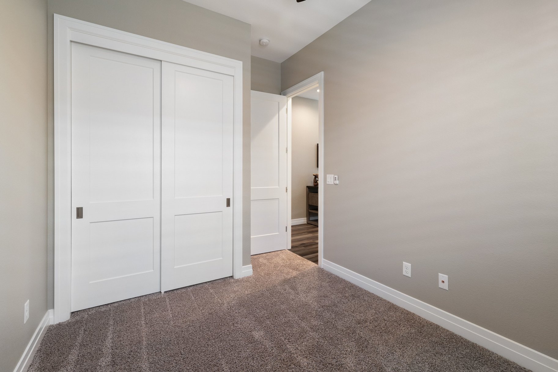  Built in 2024, Single level home minutes away from Silver Oak golf course - 物件實景