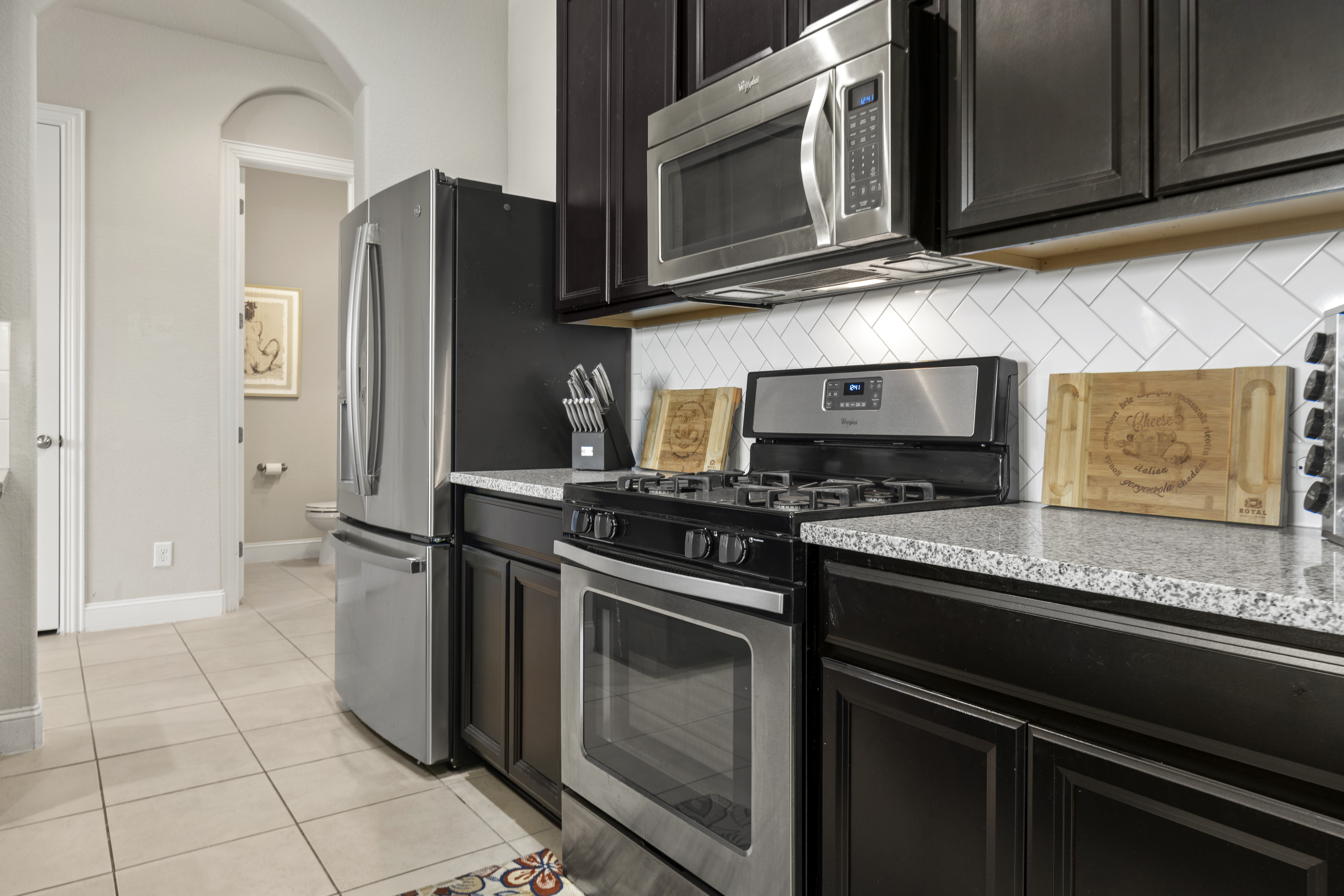  Flexible Living + Game Room in Desirable Northside ISD - 物件實景