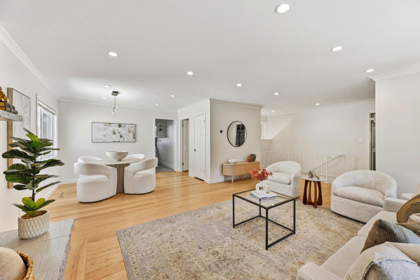 Oakland, California, 94610, United States, 4 Bedrooms Bedrooms, ,4 BathroomsBathrooms,Residential,For Sale,1987505