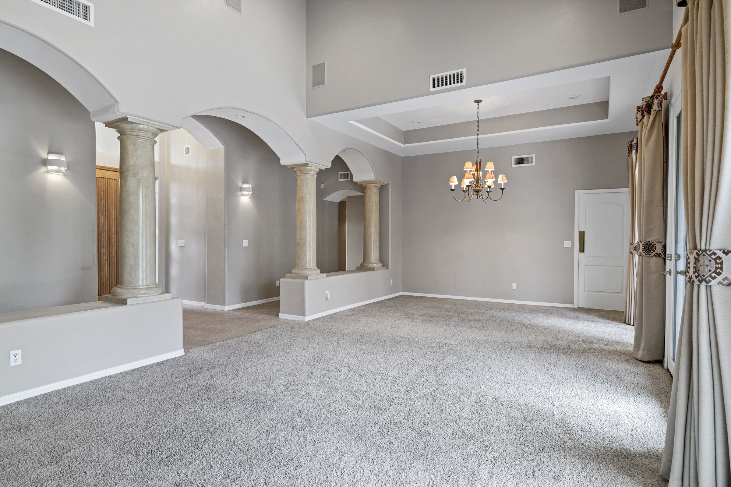 Mesa, Arizona, 85205, United States, 6 Bedrooms Bedrooms, ,3 BathroomsBathrooms,Residential,For Sale,1900615