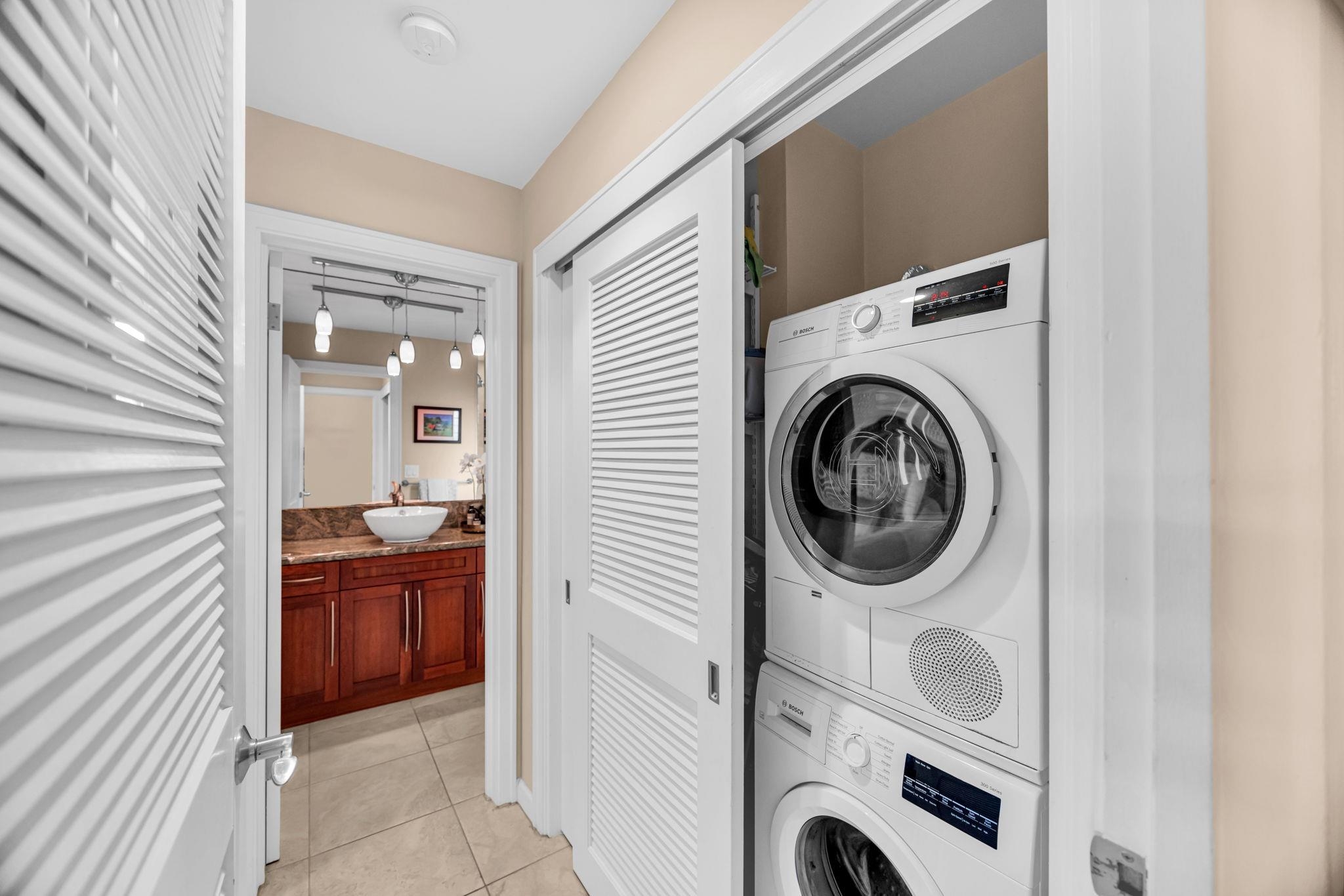 Lahaina, Hawaii, 96761, United States, 2 Bedrooms Bedrooms, ,3 BathroomsBathrooms,Residential,For Sale,1792769