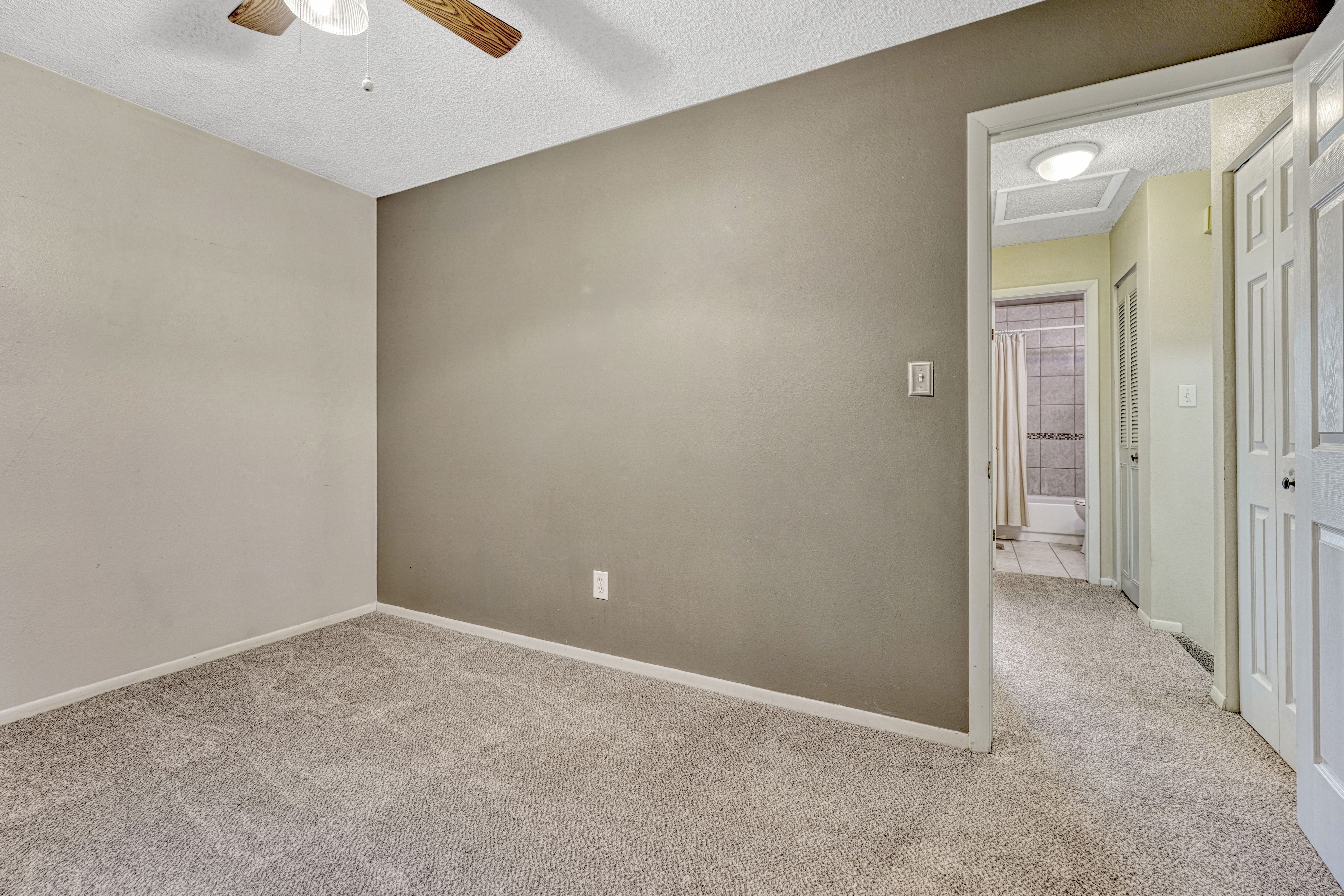  Peaceful Retreat with Garden Oasis & Scenic Mountain Views - 物件實景