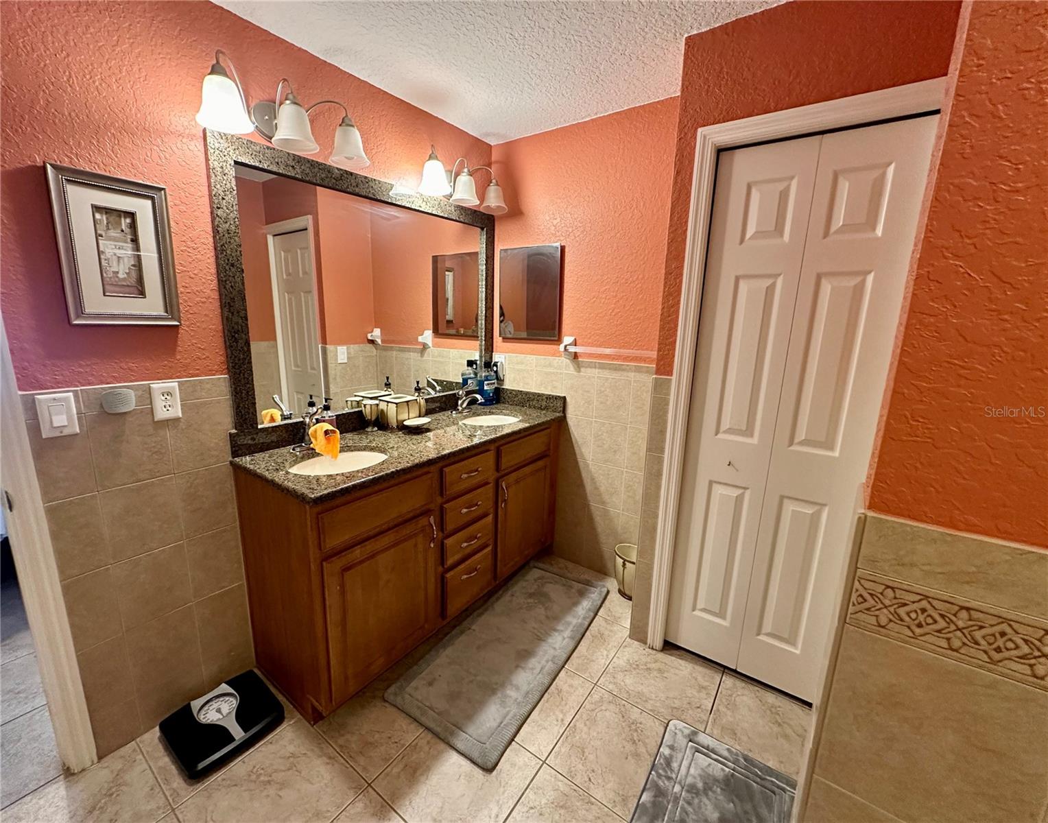 OCALA, Florida, 34473, United States, 4 Bedrooms Bedrooms, ,2 BathroomsBathrooms,Residential,For Sale,2006347