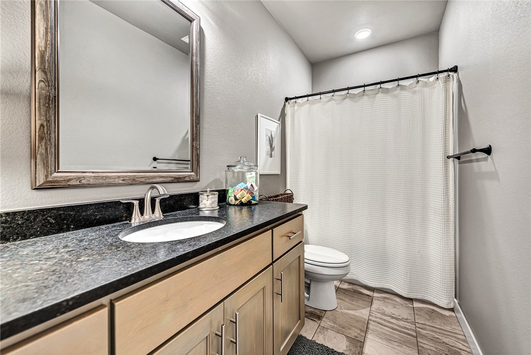 Cave Springs, Arkansas, 72718, United States, 4 Bedrooms Bedrooms, ,3 BathroomsBathrooms,Residential,For Sale,1919634