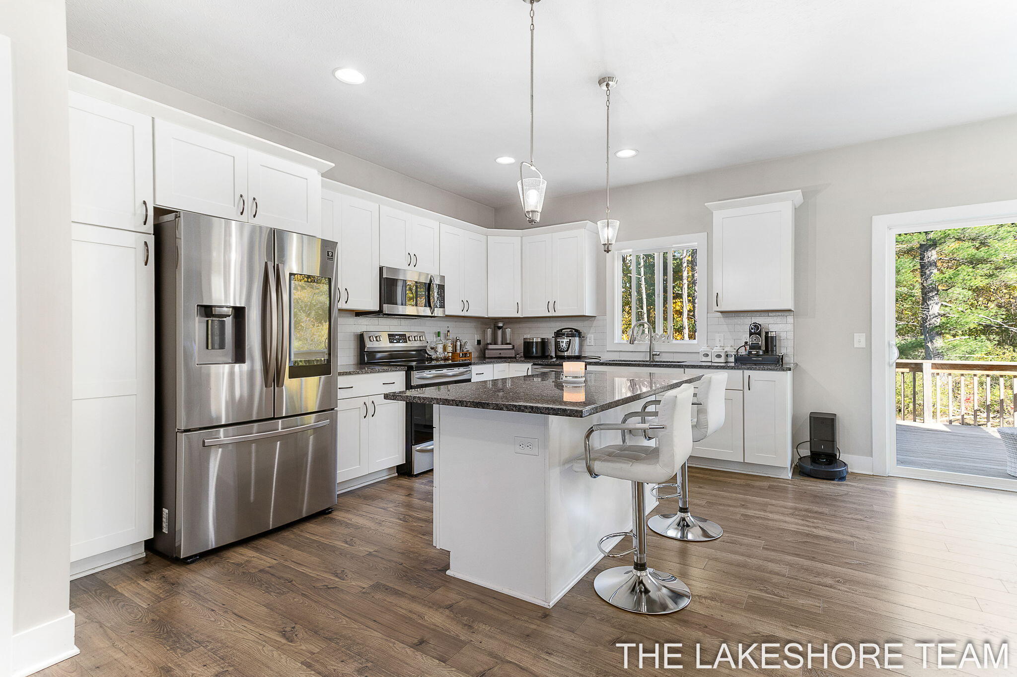 Holland, Michigan, 49424, United States, 5 Bedrooms Bedrooms, ,4 BathroomsBathrooms,Residential,For Sale,1973082