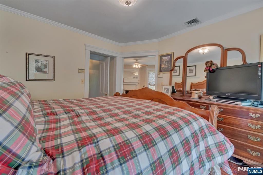 Nanuet, New York, 10954, United States, 6 Bedrooms Bedrooms, ,7 BathroomsBathrooms,Residential,For Sale,1988199