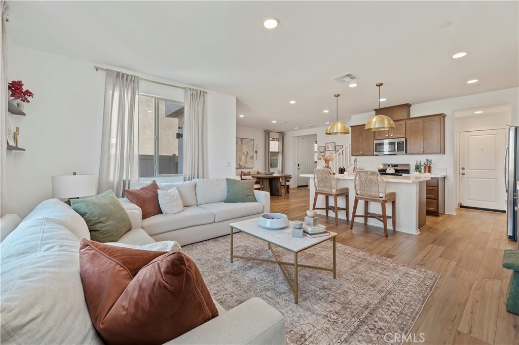 Winchester, California, 92596, United States, 3 Bedrooms Bedrooms, ,3 BathroomsBathrooms,Residential,For Sale,1976321