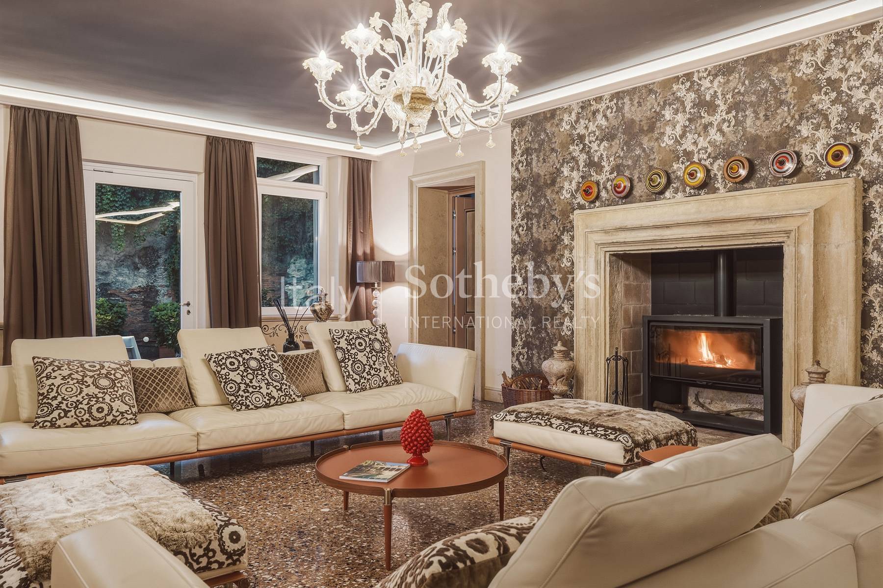  Elegant panoramic residence just steps from the Roman Theatre - 物件實景