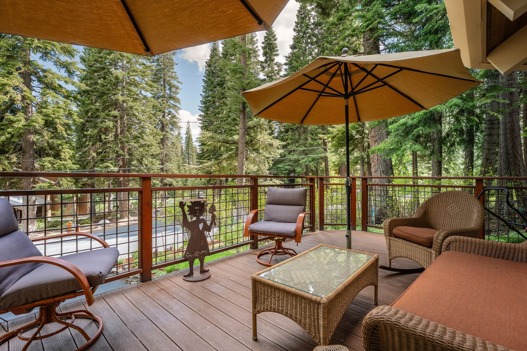  Carnelian Bay home backing to forest service and with an additional vacant lot - 物件實景
