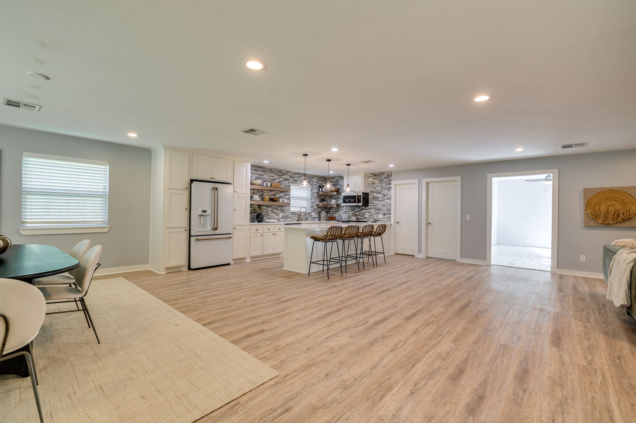  2405 Northwest 59th Street, Oklahoma City, OK 73112 - 物件實景